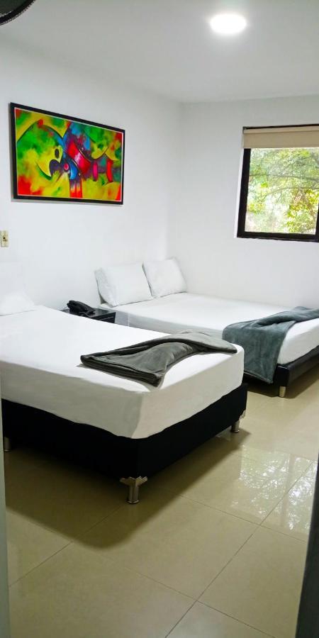 Hotel Girasol 70 Medellín Esterno foto