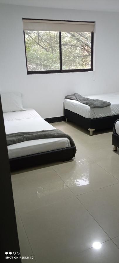 Hotel Girasol 70 Medellín Esterno foto